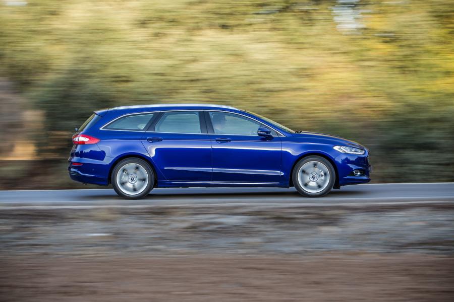  Ford Mondeo Turnier 2014 года  (фото 35 из 40)